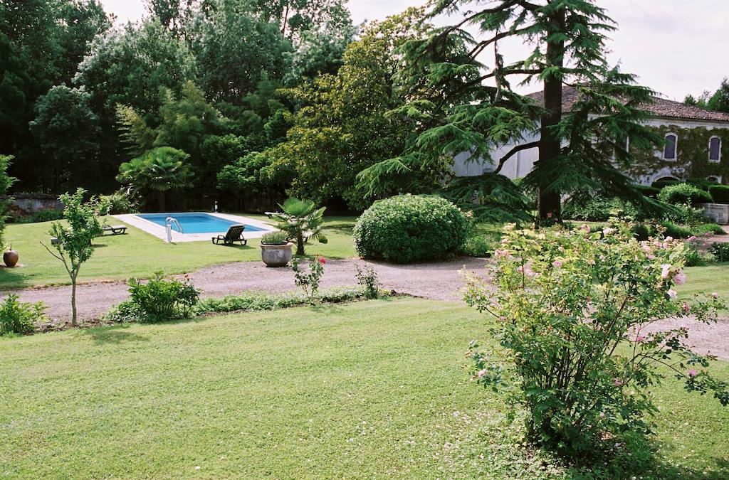 Chateau De Mesnac Exterior foto